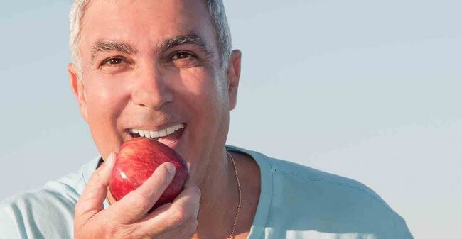 Implantaten voor een muurvaste  gebitsprothese