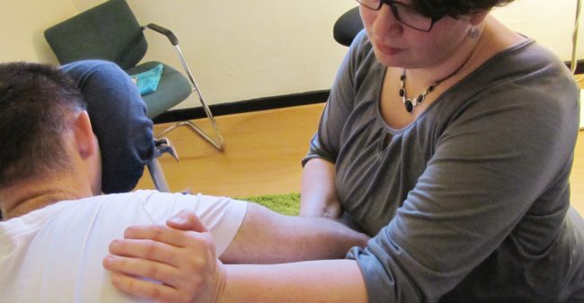 Even opladen met een stoelmassage