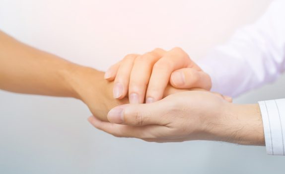 Hulp uit alle hoeken