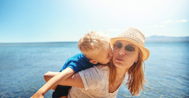 Voor het eerst alleen met mama op vakantie