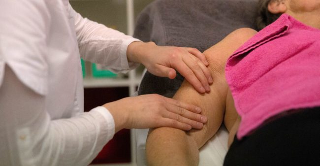Last van littekens of oedeem? De huidtherapeut kan uw klachten verminderen!