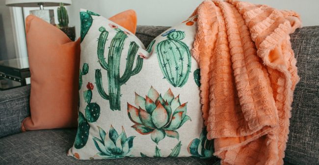 7 tips om meer kleur aan te brengen in je interieur
