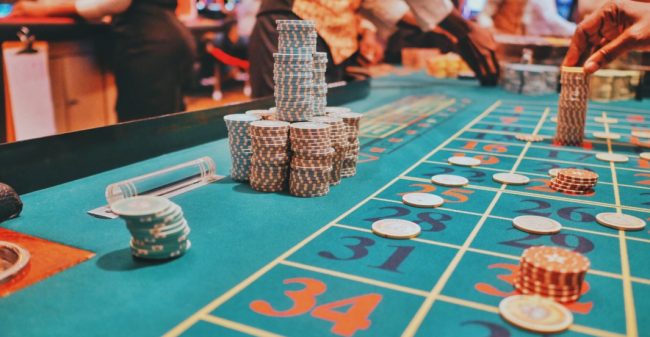 Dresscodes in casino’s: waar vind je ze nog en hoe houd je je hier aan?